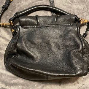 Marc Jacobs crossbody, gently used and great for travel!!